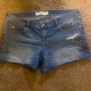 Abercrombie and fitch size 14 Jean shorts